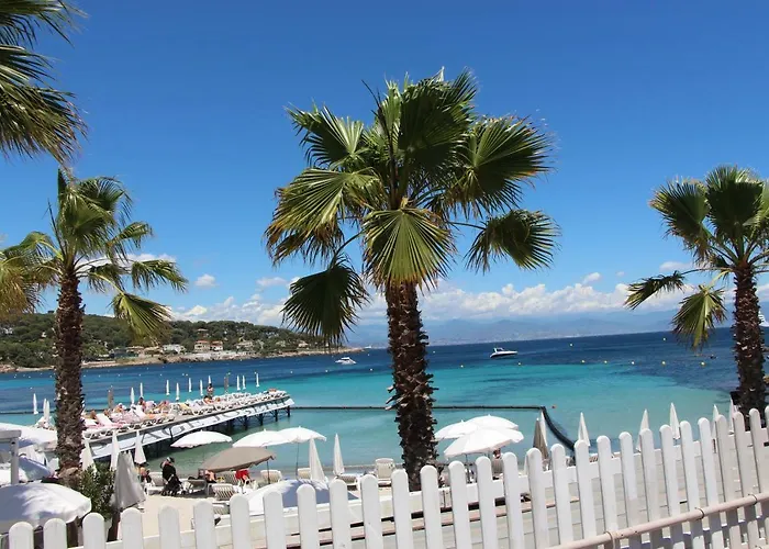 Bessy 10 Oda ve Kahvaltı Antibes