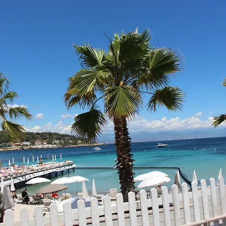 Bessy 10 Bed and breakfast Antibes