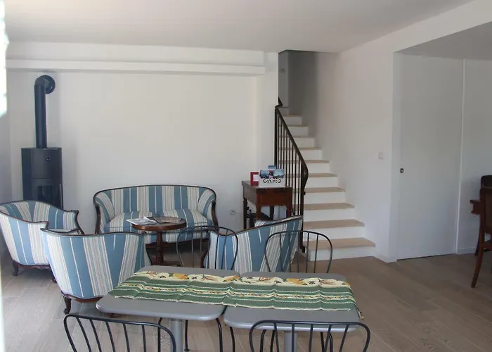 Bed & Breakfast Bessy 10 Antibes