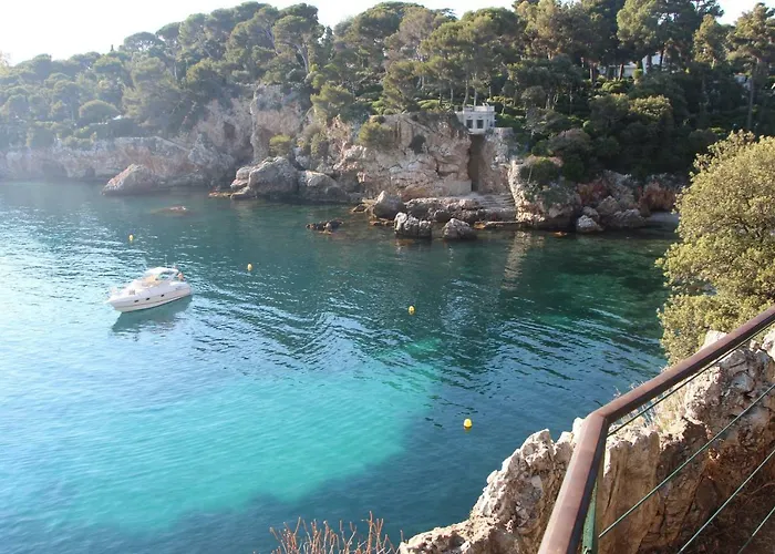 Bessy 10 לינה וארוחת בוקר